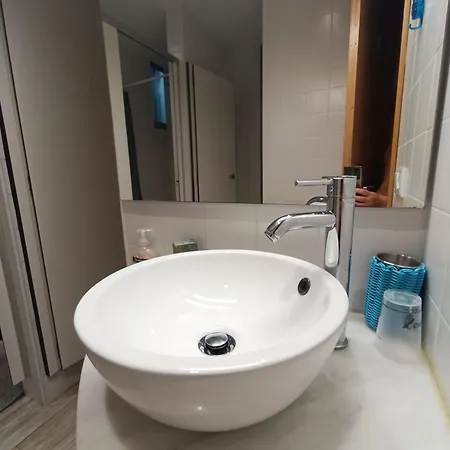 Cachinnans Hostel&apartments Hostel *