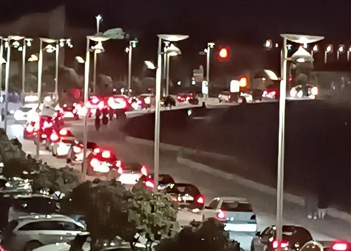 Cachinnans & 호스텔 빌다도콘데